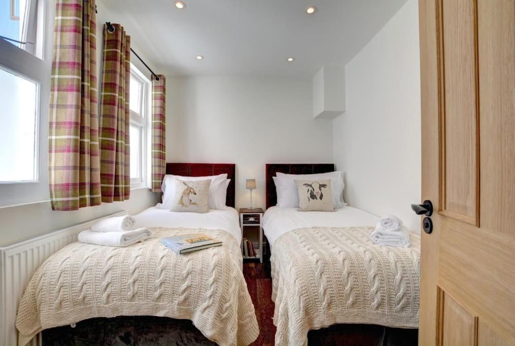Modern 4 Bedroom Townhouse Perfect Location. Brighton Ngoại thất bức ảnh